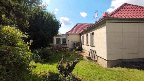 Foto - Freistehendes Haus zu verkaufen ,Ferienhaus verkaufen, ruhiges Gr