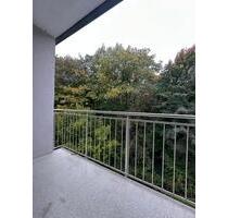 Gemütliche 2,5-Zimmer-Wohnung mit Balkon und Waldblick in Wuppertal – ideal für Singles oder Paare!