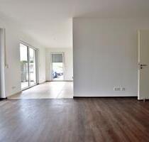 Renovierte 2-Zimmer-Erdgeschosswohnung mit Terrasse in Lohne - Lohne (Oldenburg)