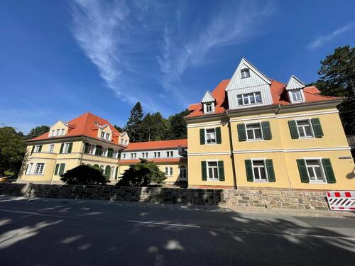 Foto - Wohnen im Königlichen Jagdhaus 2-Raum Wohnung mit EBK