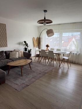 Foto - Wohnen mit Charakter: Großzügige 4,5-Zimmer-Wohnung in Leinfelden-Echterdingen (Teilmöbl.+E-Lade.)