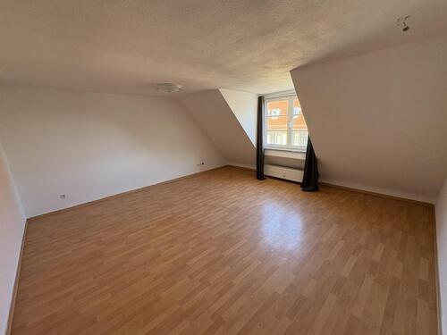 Foto - Dachgeschoßwohnung in Zwickau zur Miete