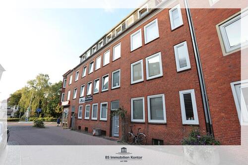 Foto - Anfragen bitte vorab per Mail - 2 ZKB-Wohnung in der Innenstadt mit guter Ausstattung!