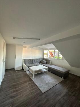 Foto - Dachgeschoss zu Vermieten - 700,00 EUR Kaltmiete,