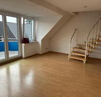 Helle, geräumige Maisonette Wohnung zu vermieten!! - Krefeld