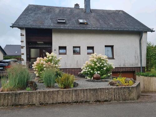Foto - Platzwunder mit Weitblick und XXL Garten