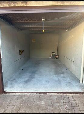 Foto - Garage in Flingern - 180,00&nbsp;EUR Miete,