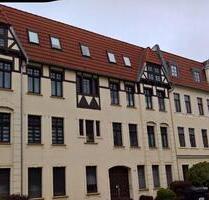 Helle 2 Raum Wohnung mit Einbauküche und Südbalkon - Magdeburg Leipziger Straße