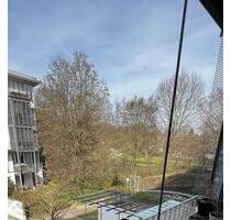 Stuttgart-Ost - Villa Berg - großzügige 2,5-Zimmer-Wohnung