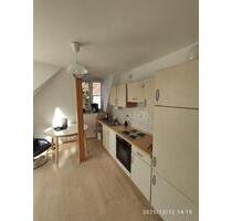 1-Zimmer-Apartment im Dachgeschoss mit Balkon - München Sendling-Westpark