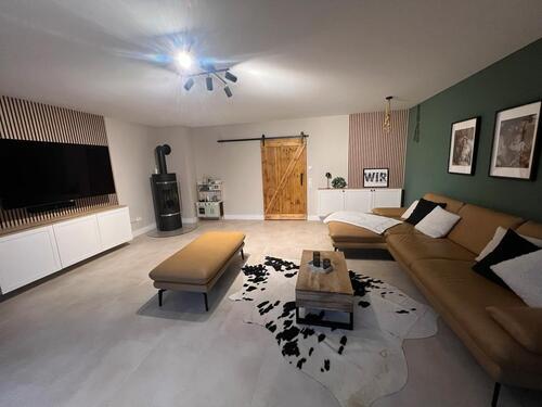 Foto - Schöne Doppelhaushälfte mit Pool, Sauna und Einbauküche