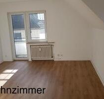 Helle und renovierte DG-Wohnung im Herzen von Bad Salzuflen