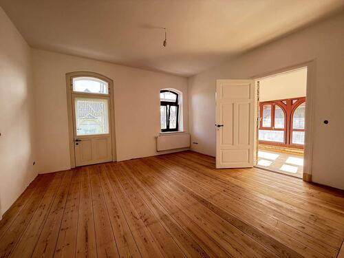 Foto - Sanierte helle großzügige 3,5 Raum Wohnung in historischer Stadtvilla im Zentrum