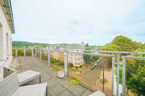 Foto - Düsseldorf-Grafenberg: Helle Wohnung mit umlaufender Dachterrasse ohne Fahrstuhl