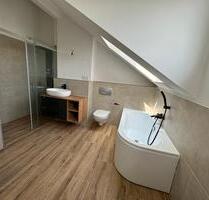 2 Raum Wohnung Maisonette mit 2 Bäder, Dusche & Wanne Fußbodenh. - Panketal