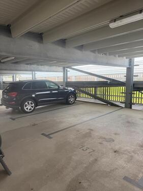 Foto - Stellplatz in Parkhaus Amberg, Mildred-Scheel-Str. 1 zu vermieten