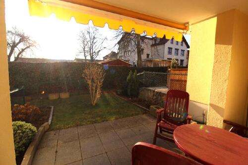 Foto - +++ frisch renovierte Seniorenwohnung mit Terrasse und EBK +++
