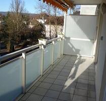 Helle 3,5-Zimmer-Wohnung mit 2 Balkonen in WI-Nordost (ab 0226) - Wiesbaden