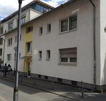 Seltene Gelegenheit: Sanierte 4-Zimmer-Stadtwohnung - Frankfurt am Main