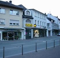WARSTEIN Zentrum geräumige Wohnung im 1. OG ab 01.12.25 frei