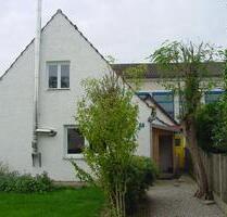 Solide gebautes Siedlerhaus zentral in Pöttmes, provisionsfrei