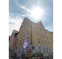 Schöne 3 Zi.-Whg.: Hell & individ. mit Holzdielen, Tageslichtbad mit Badewanne - Rostock Hansaviertel Schöne 3 Zi.-Whg.: Hell & individ. mit Holzdielen, Tageslichtbad mit Badewanne - Rostock Hansaviertel