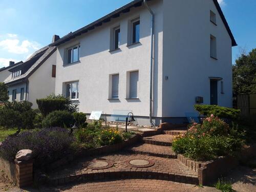 Foto - Erdgeschosswohnung mit Terrasse, Stellplatz, Kellerraum