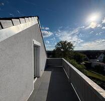 2-Zimmer-Dachgeschosswohnung im Neubaustandard | 65,5 m² | Balkon - Mantel