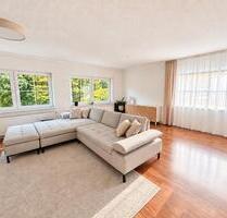 Großzügige 4,5-Zimmer-Wohnung mit 144 m², Balkon und 2 Bädern in - Overath