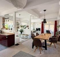 Große Maisonette-Wohnung mit 240 m² - Fahrstuhl - PKW-Stellplatz -Annaberg-Buchholz!