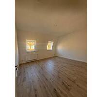 Helle 3,5 Zimmer Wohnung in 07548 GeraDebschwitz