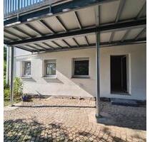 Schöne, helle Erdgeschosswohnung - Leonberg