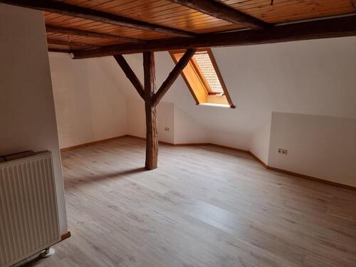 Foto - Kleine Dachgeschosswohnung im Herzen von Bockenem zu vermieten