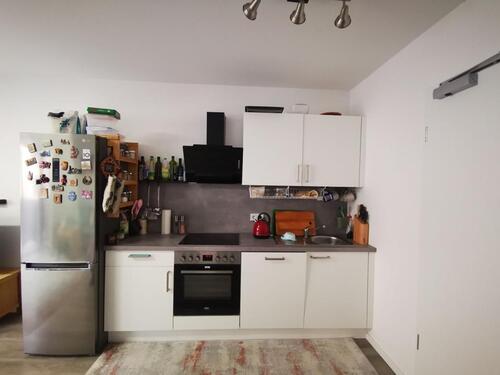 Foto - Zentrale 2 Zimmer-Wohnung mit Einbauküche und Balkon