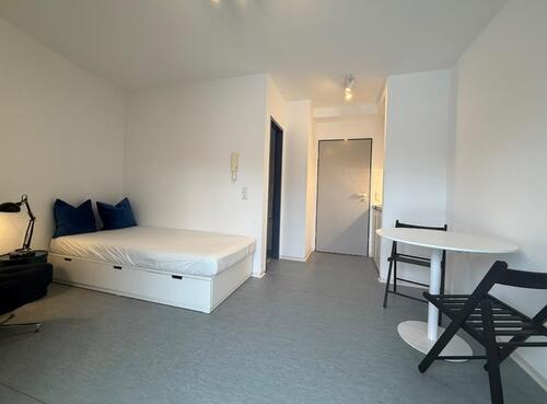 Foto - Erstbezug möbliertes Studentenapartment mit Balkon ab sofort frei