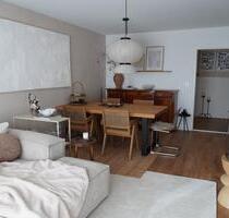 Schöne helle 3-Zimmer-Wohnung mit Balkon in Oberföhring zur Miete - München Bogenhausen