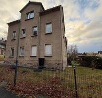 Ihr neues Zuhause: Großzügige 5-Zimmer-Wohnung mit Garage und Gartenanteil - Limbach-Oberfrohna