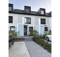 Reihenhaus in Fürth-Stadeln inkl. Einbauküche, 1xStellplatz - Stein