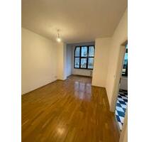 Wunderschöne 2-Zimmer Altbauwohnung am Großen Garten in Dresden