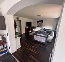 Großzügige 4,5-Zimmer EG-Wohnung mit Terrasse und Garten - Schwäbisch Gmünd Bargau