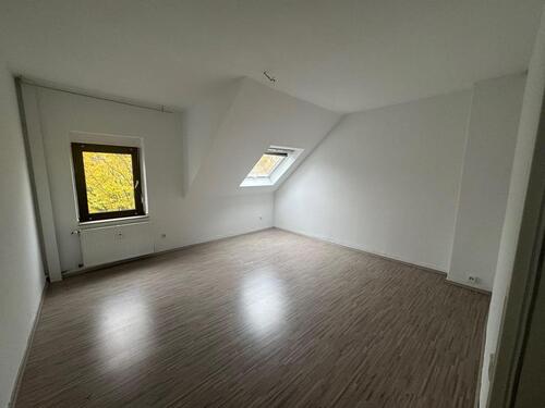 Foto - Helle 2-Zimmer-Wohnung mit zusätzlichem Dachgeschossraum in ruhiger Lage von Recklinghausen