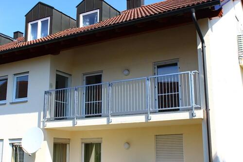 Foto - Neu renovierte, helle 4,5-Zimmer-Wohnung in Straubing-Ittling