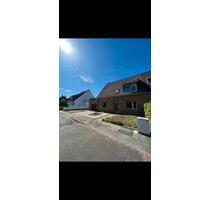 Ein- bis Zweifamilienhaus in Urdenbach mit großem Grundstück - Düsseldorf Stadtbezirk 9