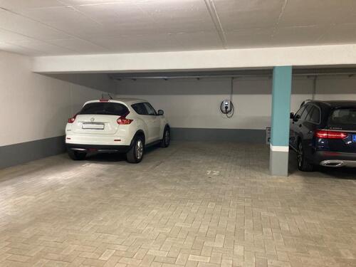 Foto - TG Stellplatz mit Wallbox • Höhe 2,10m • Flughafen • zzgl. USt.