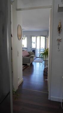 Foto - Charmante und helle 2-Zimmer-Wohnung mit EBK Stellplatz