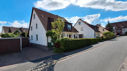 Foto - Gepflegte und umfassend modernisierte Doppelhaushälfte