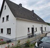 Zweifamilienhaus mit großer Scheune & Garten in Kall-Sötenich