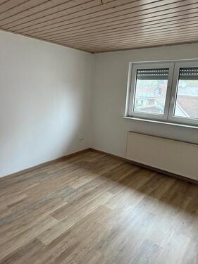 Foto - 3 Zimmer Wohnung - 828,00&nbsp;EUR Kaltmiete, ca.&nbsp; 90,00&nbsp;m&sup2;