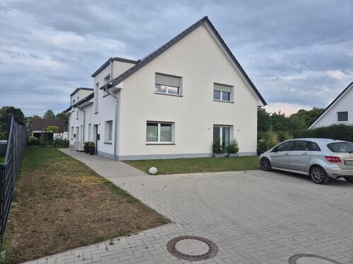 Foto - Exklusive Doppelhaushälfte Familienhaus Neubau