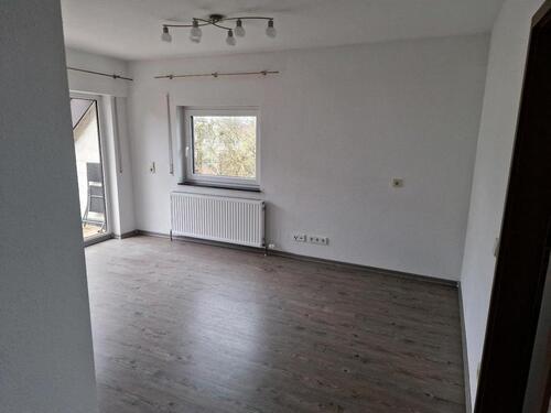 Foto - Vermiete DG-Wohnung mit EBK u. Balkon in Mögglingen